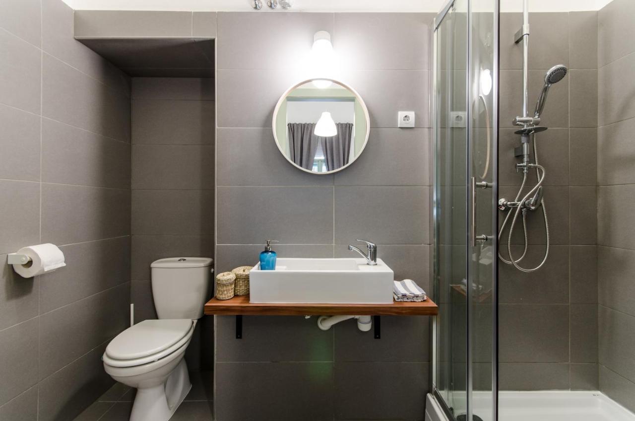 B63 2 Bedroom Apartment In Heart Of City بودابست المظهر الخارجي الصورة