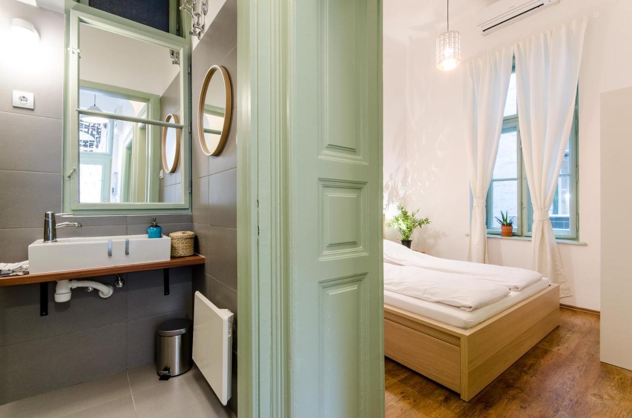 B63 2 Bedroom Apartment In Heart Of City بودابست المظهر الخارجي الصورة