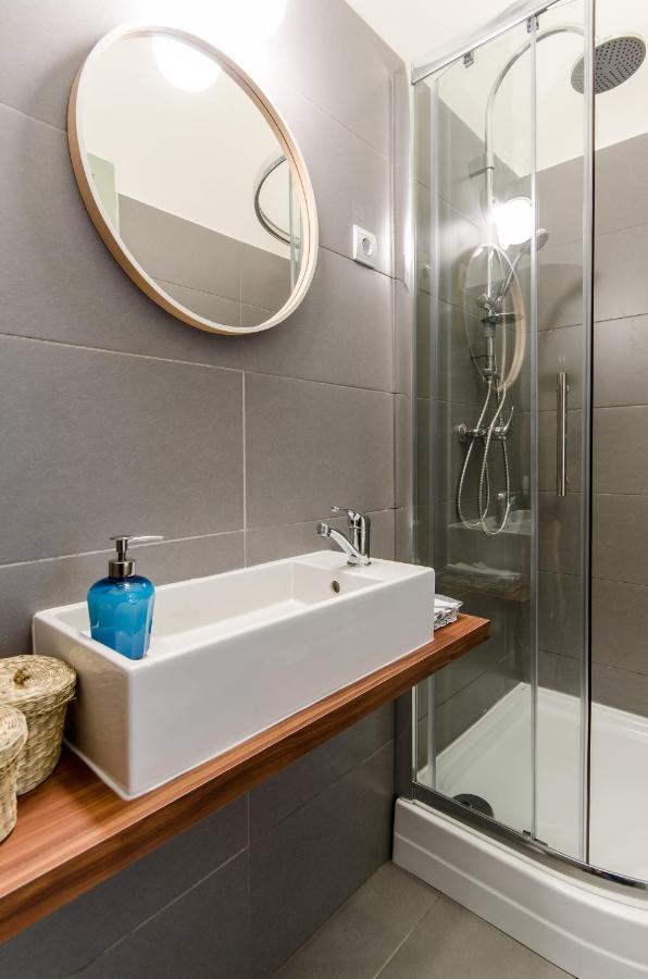 B63 2 Bedroom Apartment In Heart Of City بودابست المظهر الخارجي الصورة